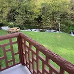 Au Bord Du Ruisseau -