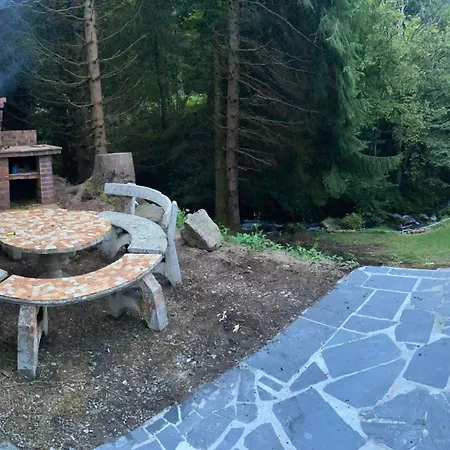 Tatil Evi Au Bord Du Ruisseau -