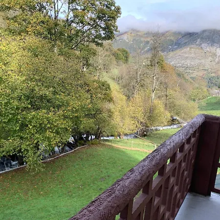 Au Bord Du Ruisseau - بيت للعطل