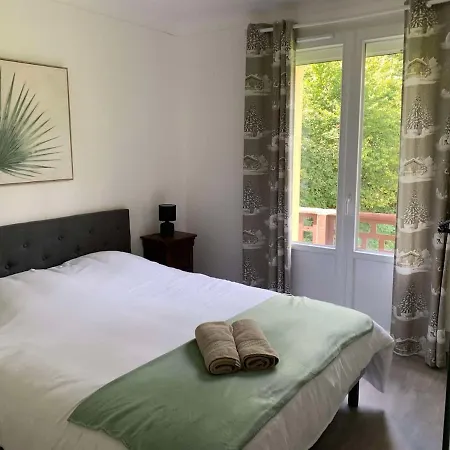 بيت للعطل Au Bord Du Ruisseau - كامبان