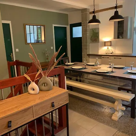 Au Bord Du Ruisseau-logement 3 Etoiles-4 Chambres-campan Holiday home *