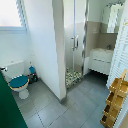 Au Bord Du Ruisseau-logement 3 Etoiles-4 Chambres-campan Campan